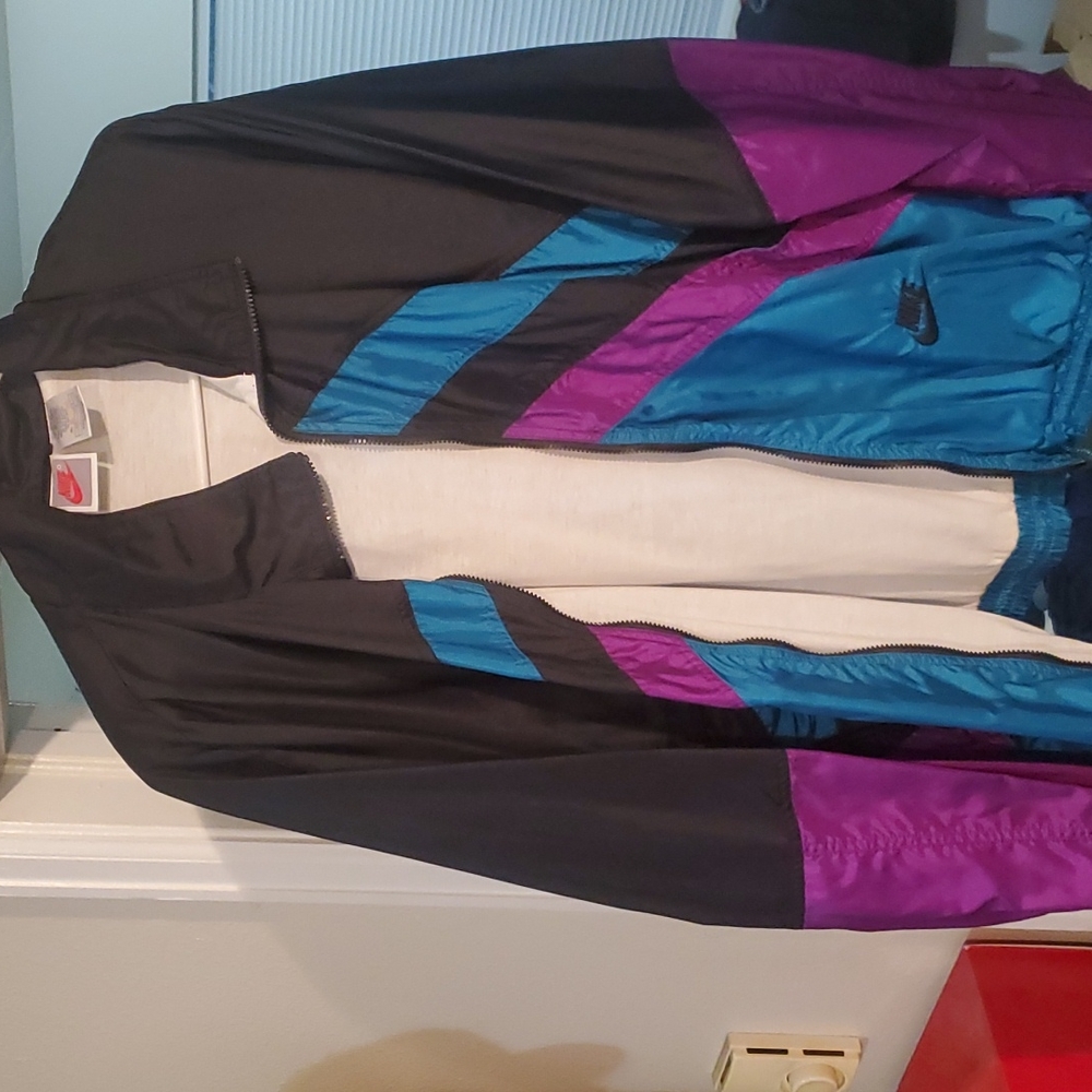 Vintage Nike windbreaker jacket